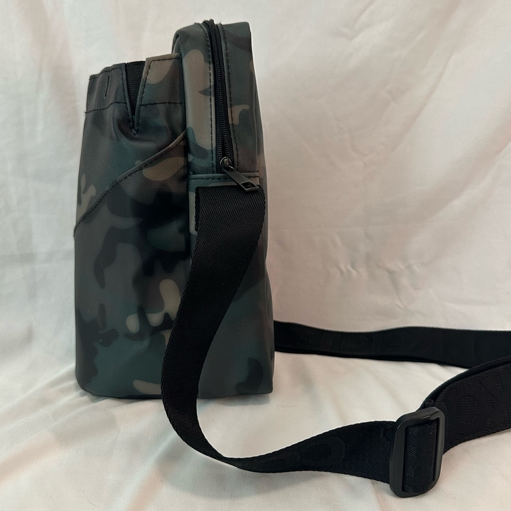 Camo Corkcicle Water Bottle Holder with pocket! - Picture 3 of 8